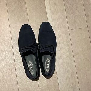 NAVY SUEDE TODS men’s size 9